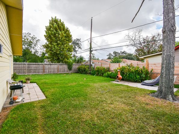 6343 Clemson Street, Houston TX 77092