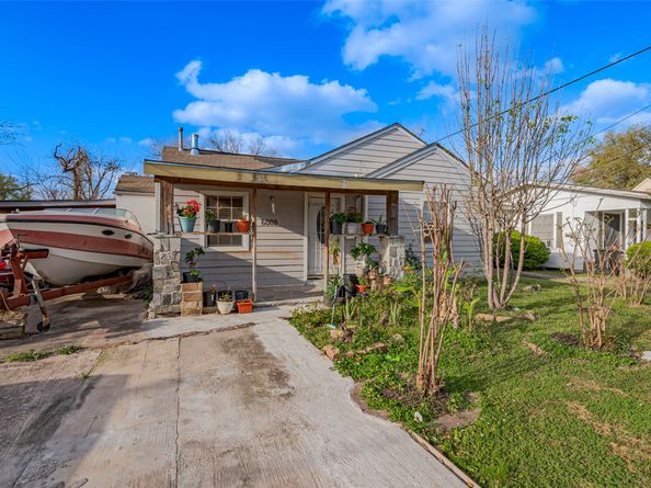 6009 Crane Street, Houston TX 77026