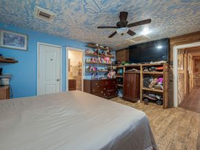 6009 Crane Street, Houston TX 77026