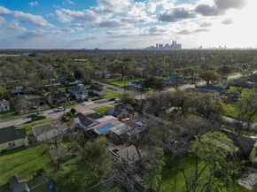 6009 Crane Street, Houston TX 77026
