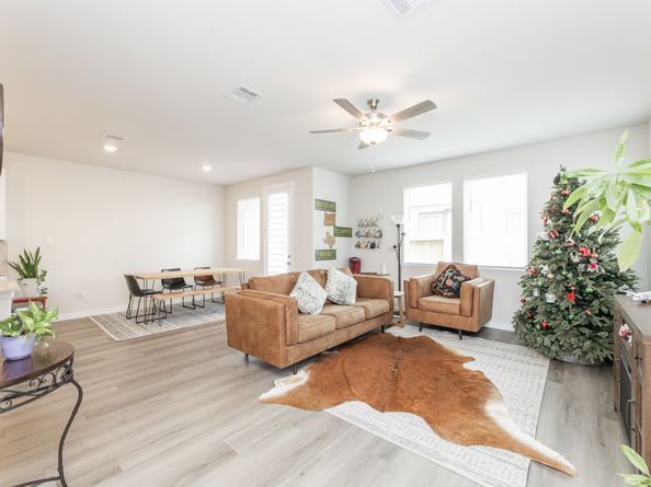 9949 STOREHOUSE Drive, Houston TX 77080