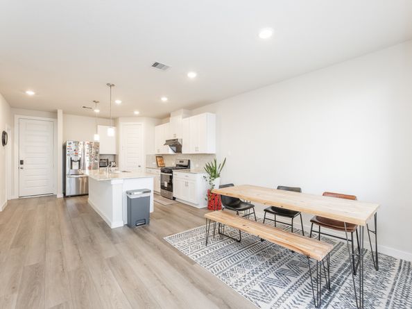 9949 STOREHOUSE Drive, Houston TX 77080