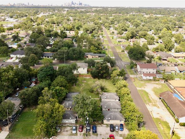 4753 Mallow Street, Houston TX 77033