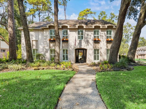 2415 Parkdale Drive, Kingwood TX 77339