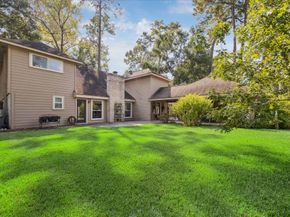 2415 Parkdale Drive, Kingwood TX 77339