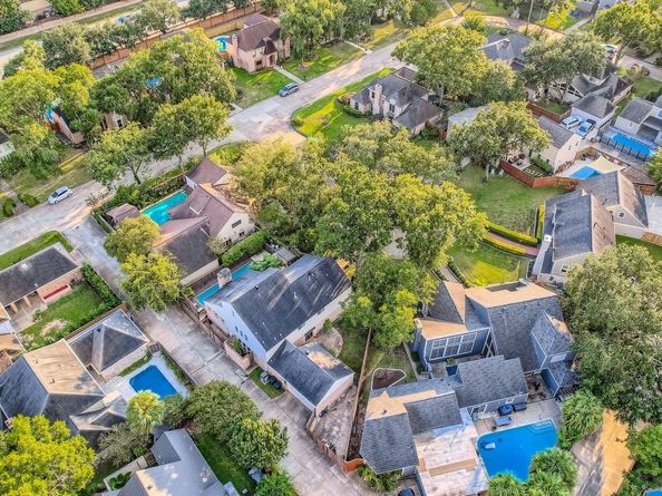 707 Queensmill Court, Houston TX 77079