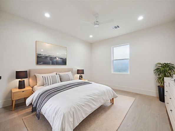 3709 Brookwoods Drive, Houston TX 77092