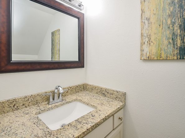 9850 Pagewood Lane 1403, Houston TX 77042