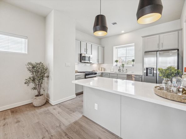 137 Eastwood Street, Houston TX 77011
