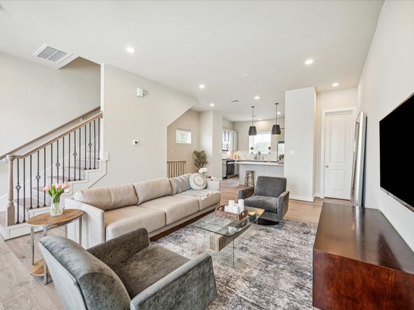 137 Eastwood Street, Houston TX 77011