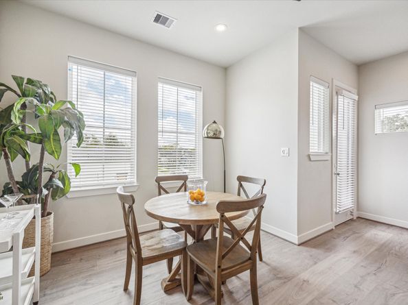 137 Eastwood Street, Houston TX 77011