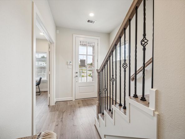 137 Eastwood Street, Houston TX 77011