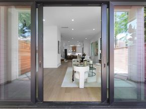 1242 Peden Street, Houston TX 77006