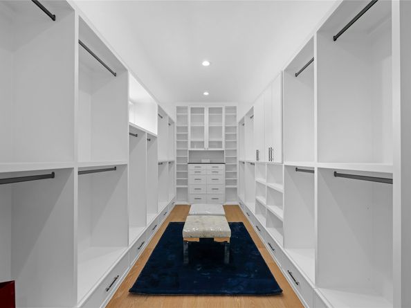1242 Peden Street, Houston TX 77006