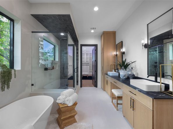 1242 Peden Street, Houston TX 77006