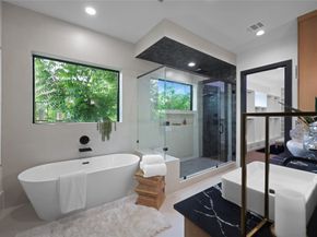 1242 Peden Street, Houston TX 77006