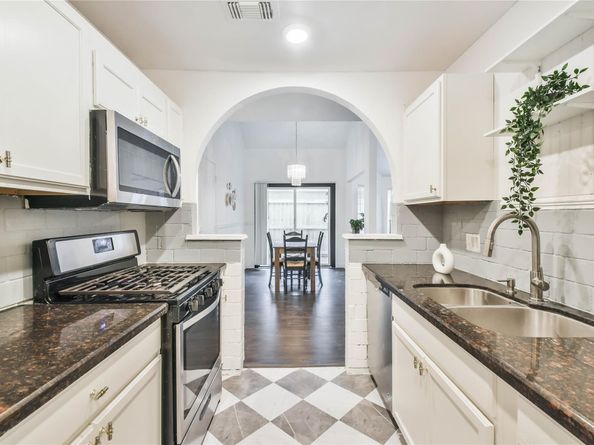 3734 Varla Lane, Houston TX 77014
