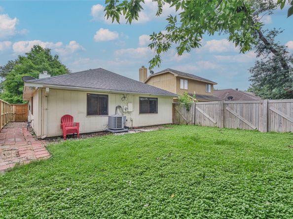 3734 Varla Lane, Houston TX 77014