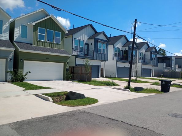 8422 Southview Street, Houston TX 77051
