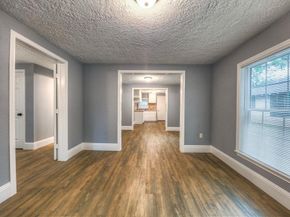 8422 Southview Street, Houston TX 77051