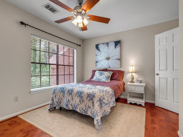 15 Nightwind Place, The Woodlands TX 77381