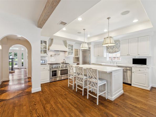 2418 Stanmore Drive, Houston TX 77019