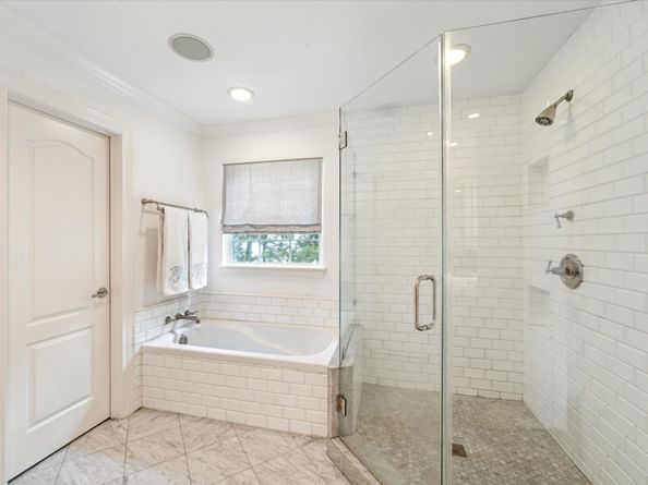 2418 Stanmore Drive, Houston TX 77019