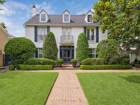 2418 Stanmore Drive, Houston TX 77019