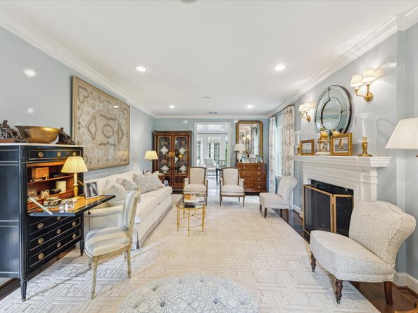 2418 Stanmore Drive, Houston TX 77019