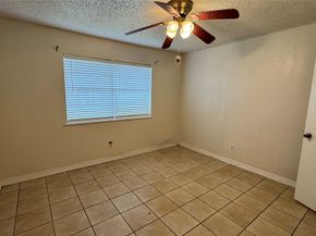 10942 Dunvegan Way, Houston TX 77013