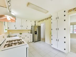 5527 Winding Creek Way, Houston TX 77017