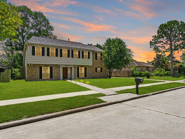 6511 Las Brisas Drive, Houston TX 77083