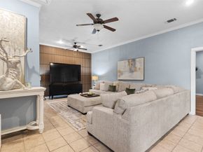8165 Garland Street, Houston TX 77017
