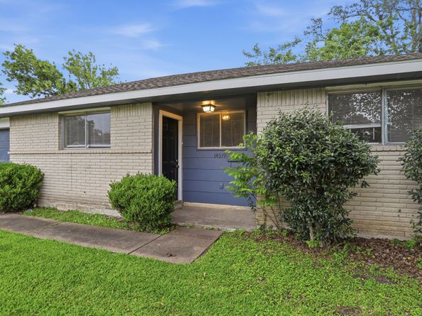 14519 Draycott Lane, Houston TX 77045