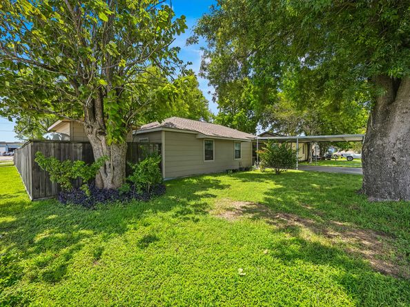 8822 Koala Drive, Houston TX 77061