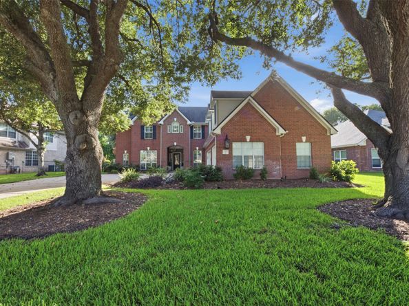 2319 Quarterpath Drive, Richmond TX 77406