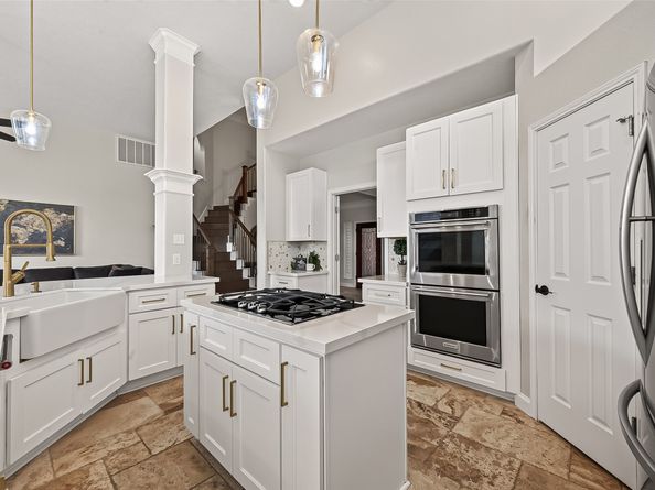 827 Annies Way, Sugar Land TX 77479