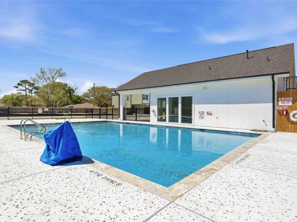 7608 Inwood Grove Lane, Houston TX 77088