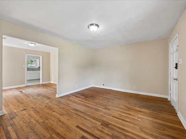 8348 Baker Drive, Houston TX 77017