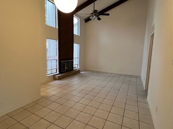 6401 Deihl Road 1402, Houston TX 77092