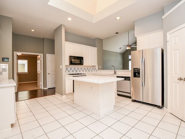 10402 Indian Paintbrush Lane, Houston TX 77095