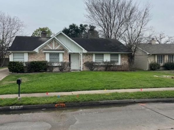 8907 S Dairy Ashford Road, Houston TX 77099