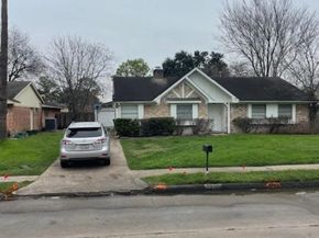 8907 S Dairy Ashford Road, Houston TX 77099