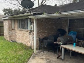 8907 S Dairy Ashford Road, Houston TX 77099
