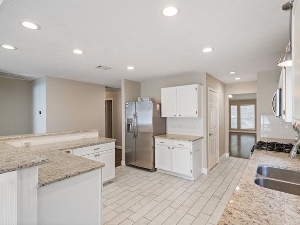 27088 Crown Chase Drive, Kingwood TX 77339