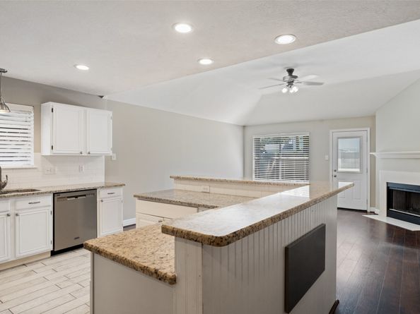 27088 Crown Chase Drive, Kingwood TX 77339