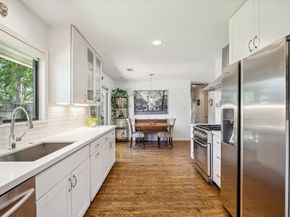 2402 Bron Holly, Houston TX 77018
