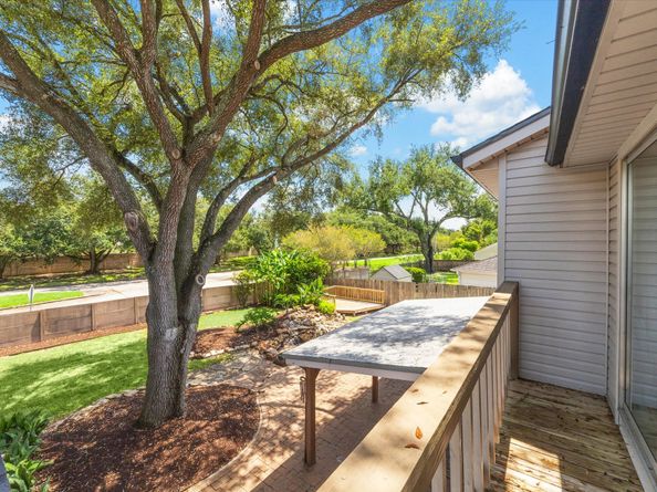 15007 Pleasant Valley Road, Houston TX 77062