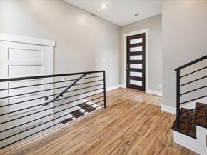 5522 Kiam Street A, Houston TX 77007
