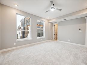 5522 Kiam Street A, Houston TX 77007